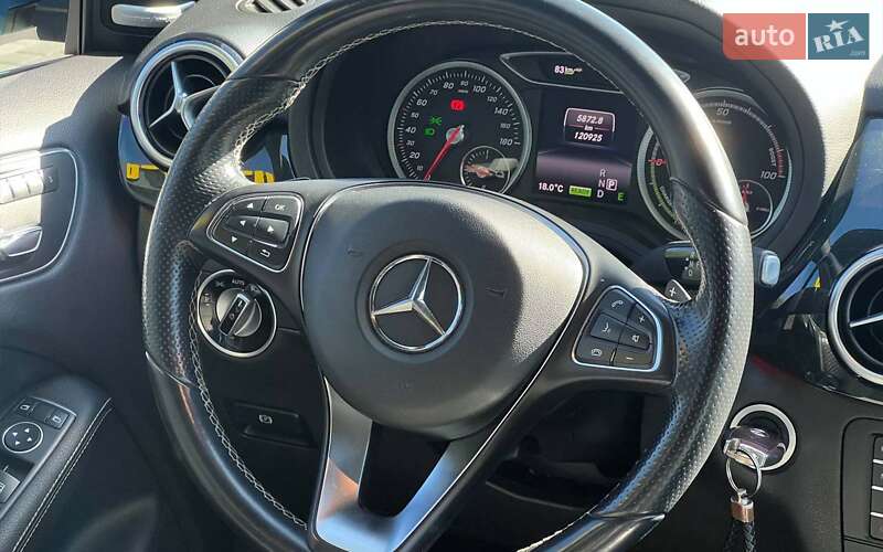 Хэтчбек Mercedes-Benz B-Class 2015 в Ивано-Франковске