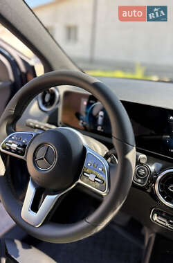 Хэтчбек Mercedes-Benz B-Class 2019 в 