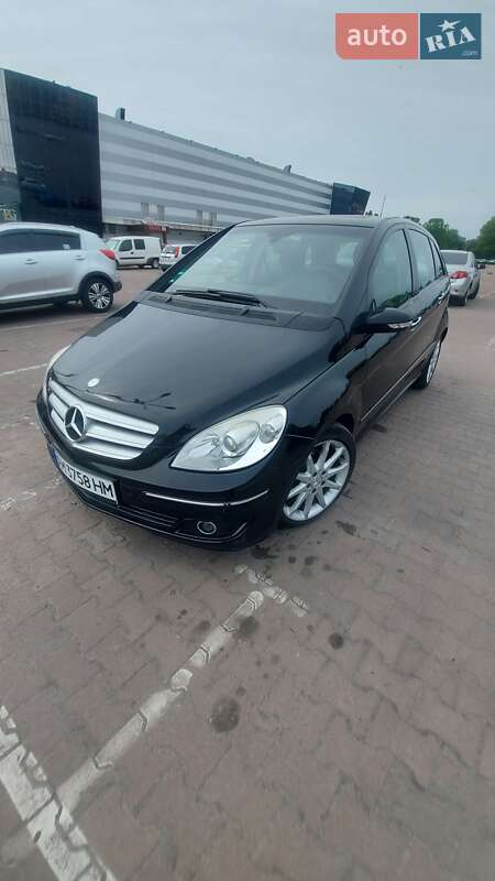 Хэтчбек Mercedes-Benz B-Class 2005 в 