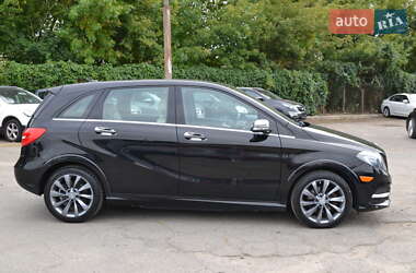 Хэтчбек Mercedes-Benz B-Class 2015 в 