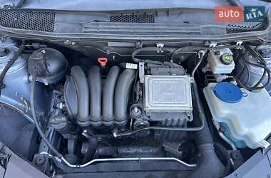 Хэтчбек Mercedes-Benz B-Class 2010 в 