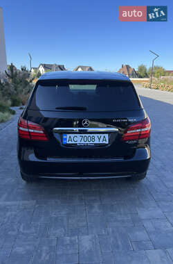 Хэтчбек Mercedes-Benz B-Class 2015 в 