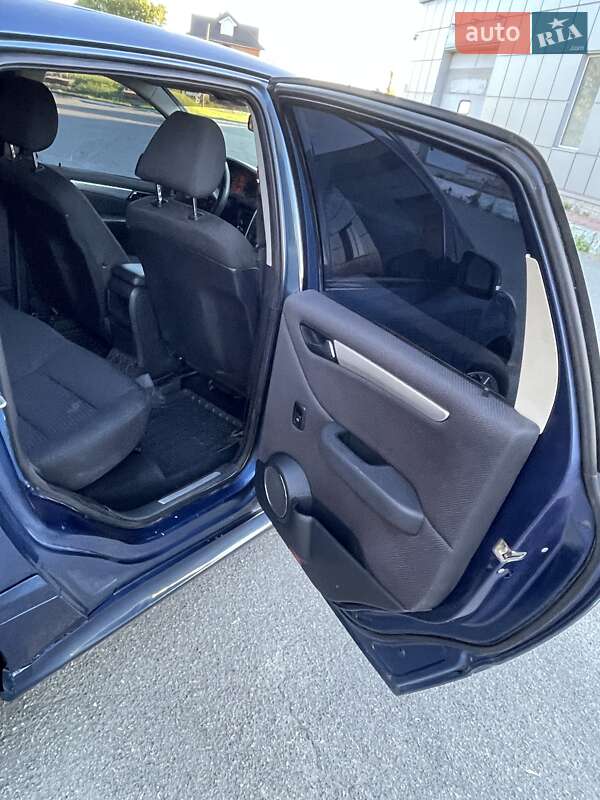 Хэтчбек Mercedes-Benz B-Class 2009 в Борисполе