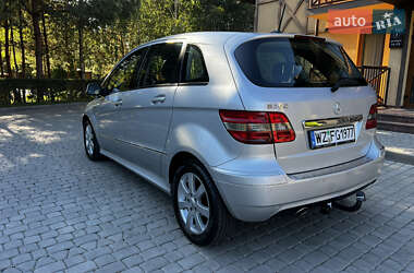 Хэтчбек Mercedes-Benz B-Class 2008 в 
