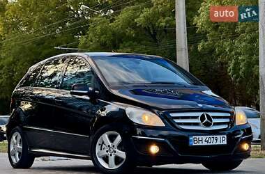 Хэтчбек Mercedes-Benz B-Class 2008 в 