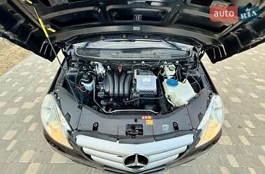 Хэтчбек Mercedes-Benz B-Class 2008 в 