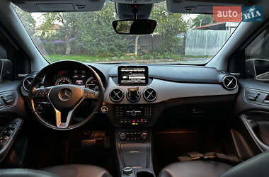 Хэтчбек Mercedes-Benz B-Class 2014 в 