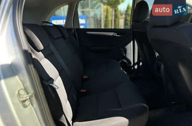 Хэтчбек Mercedes-Benz B-Class 2010 в 