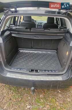 Хэтчбек Mercedes-Benz B-Class 2009 в 