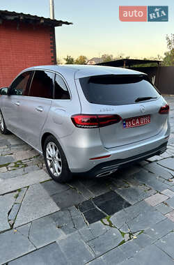 Хэтчбек Mercedes-Benz B-Class 2019 в 