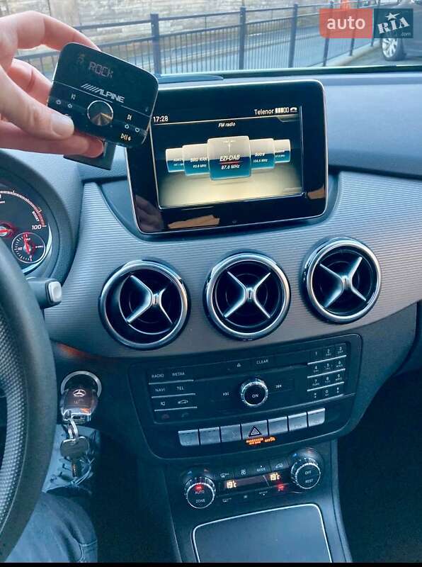 Хэтчбек Mercedes-Benz B-Class 2014 в Львове