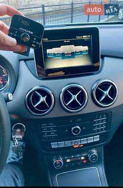 Хэтчбек Mercedes-Benz B-Class 2014 в 
