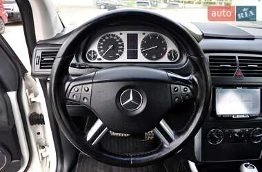 Хэтчбек Mercedes-Benz B-Class 2007 в 