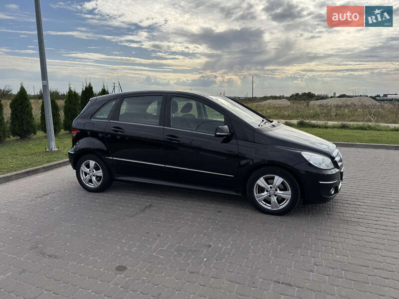 Хэтчбек Mercedes-Benz B-Class 2010 в Львове