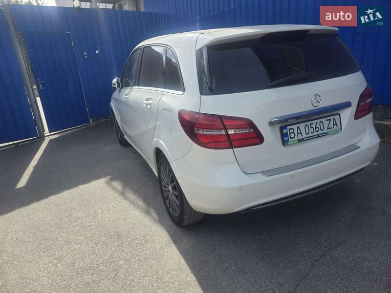 Хэтчбек Mercedes-Benz B-Class 2015 в Кропивницком