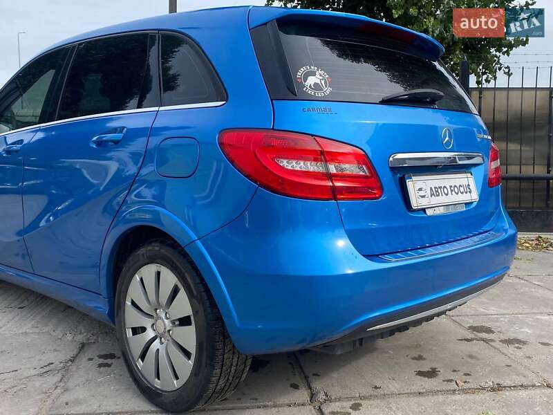 Хэтчбек Mercedes-Benz B-Class 2014 в Киеве