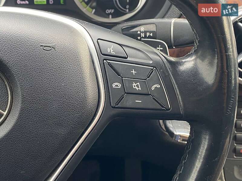 Хэтчбек Mercedes-Benz B-Class 2014 в Киеве