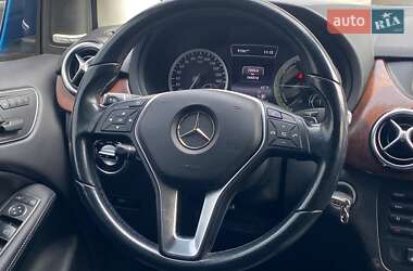 Хэтчбек Mercedes-Benz B-Class 2014 в 