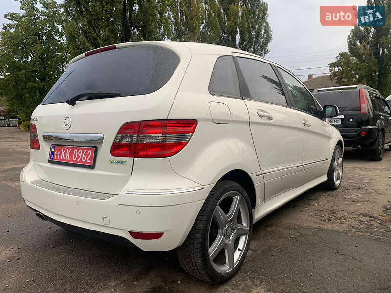 Хэтчбек Mercedes-Benz B-Class 2010 в Киеве