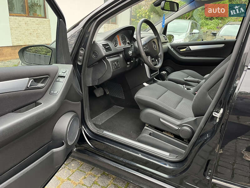 Хэтчбек Mercedes-Benz B-Class 2006 в Звягеле