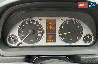 Хэтчбек Mercedes-Benz B-Class 2006 в 