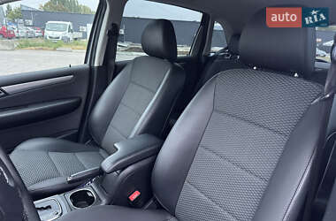 Хэтчбек Mercedes-Benz B-Class 2009 в 