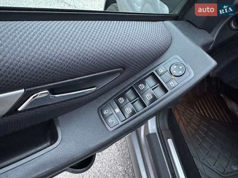 Хэтчбек Mercedes-Benz B-Class 2009 в Белой Церкви