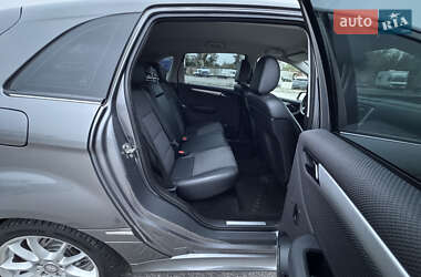 Хэтчбек Mercedes-Benz B-Class 2009 в 