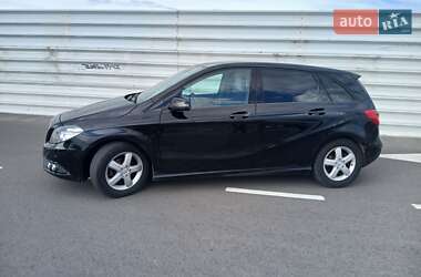 Хэтчбек Mercedes-Benz B-Class 2012 в 