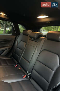 Хэтчбек Mercedes-Benz B-Class 2015 в 