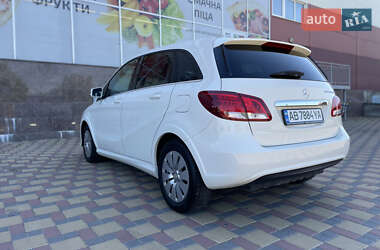 Хэтчбек Mercedes-Benz B-Class 2015 в 