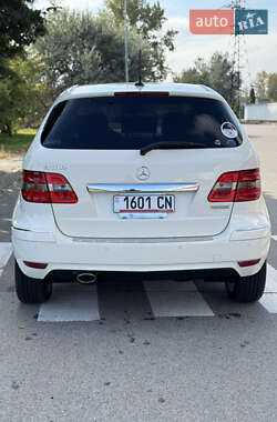 Хетчбек Mercedes-Benz B-Class 2010 в 