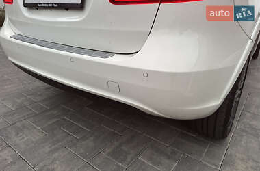 Хэтчбек Mercedes-Benz B-Class 2015 в 