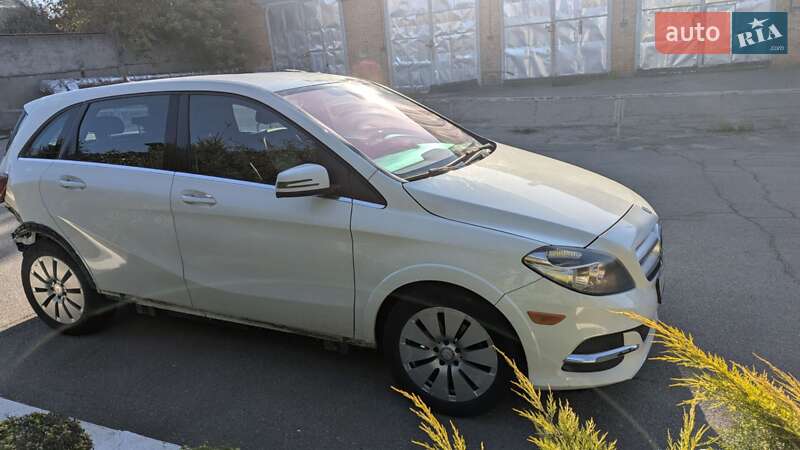 Хэтчбек Mercedes-Benz B-Class 2015 в Белой Церкви