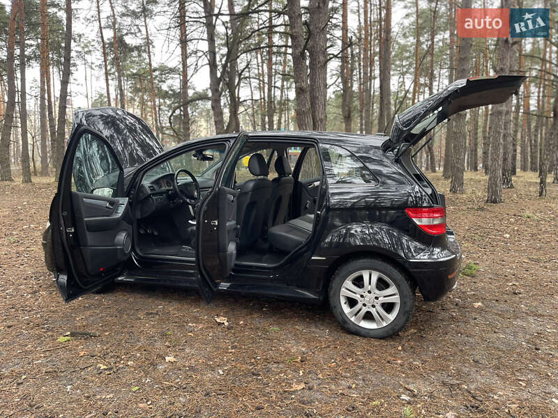 Хетчбек Mercedes-Benz B-Class 2006 в Києві фото 33 Хетчбек Mercedes-Benz B-Class 2006 в Києві