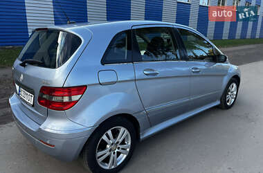Хэтчбек Mercedes-Benz B-Class 2005 в 