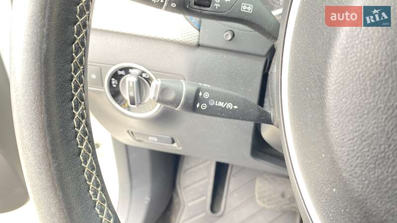 Хэтчбек Mercedes-Benz B-Class 2016 в Киеве