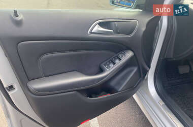 Хэтчбек Mercedes-Benz B-Class 2017 в 