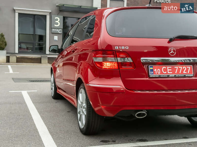Хетчбек Mercedes-Benz B-Class 2010 в Києві фото 16 Хетчбек Mercedes-Benz B-Class 2010 в Києві