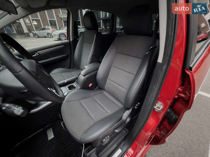 Хетчбек Mercedes-Benz B-Class 2010 в Києві фото 31 Хетчбек Mercedes-Benz B-Class 2010 в Києві