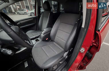Хэтчбек Mercedes-Benz B-Class 2010 в 