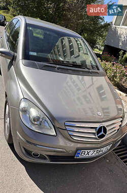 Хэтчбек Mercedes-Benz B-Class 2005 в 