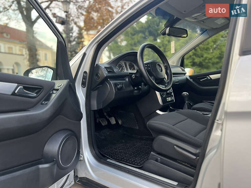 Хэтчбек Mercedes-Benz B-Class 2006 в Жовкве