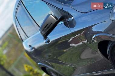 Хетчбек Mercedes-Benz B-Class 2015 в 