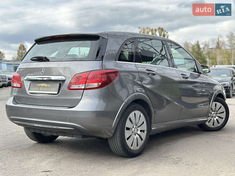Хэтчбек Mercedes-Benz B-Class 2016 в Харькове