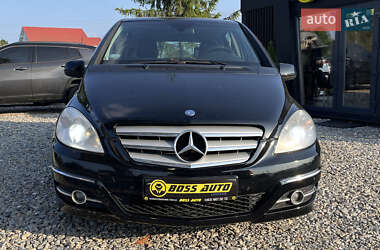Хэтчбек Mercedes-Benz B-Class 2009 в 