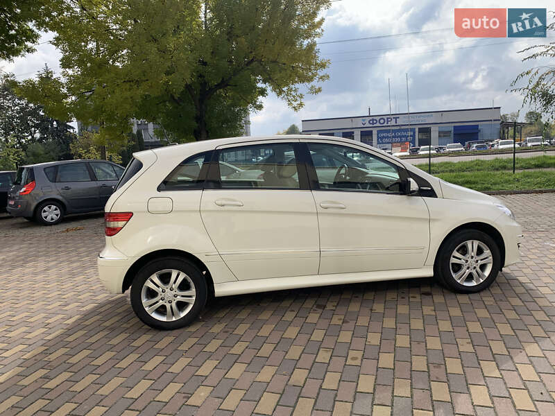 Хэтчбек Mercedes-Benz B-Class 2010 в Ровно