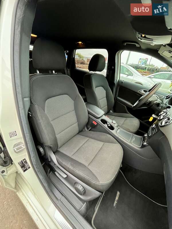 Хэтчбек Mercedes-Benz B-Class 2014 в Львове