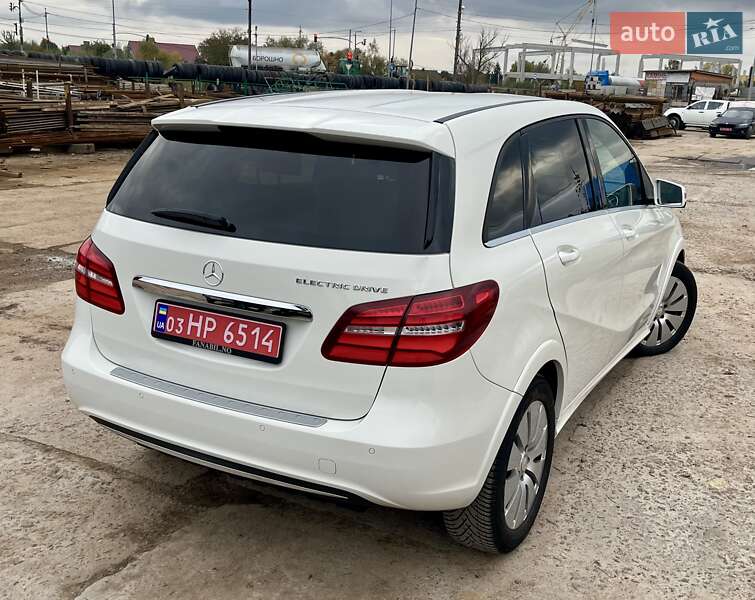 Хэтчбек Mercedes-Benz B-Class 2014 в Львове
