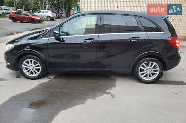 Хэтчбек Mercedes-Benz B-Class 2014 в 